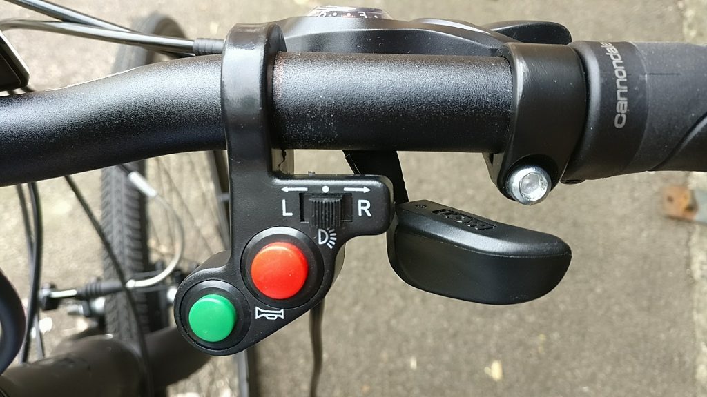 It fits! Moped switch in its intended location